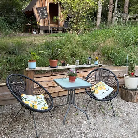 Auf Bauernhof Mit Seperatem Eingang Und Outdoorsaunanutzung Schmölln